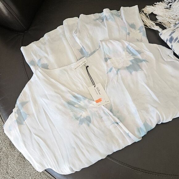 Nwt printed shorts romper - Picture 1 of 5